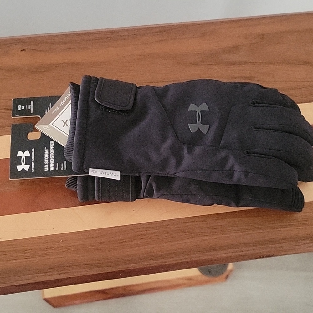 UA Running Gloves